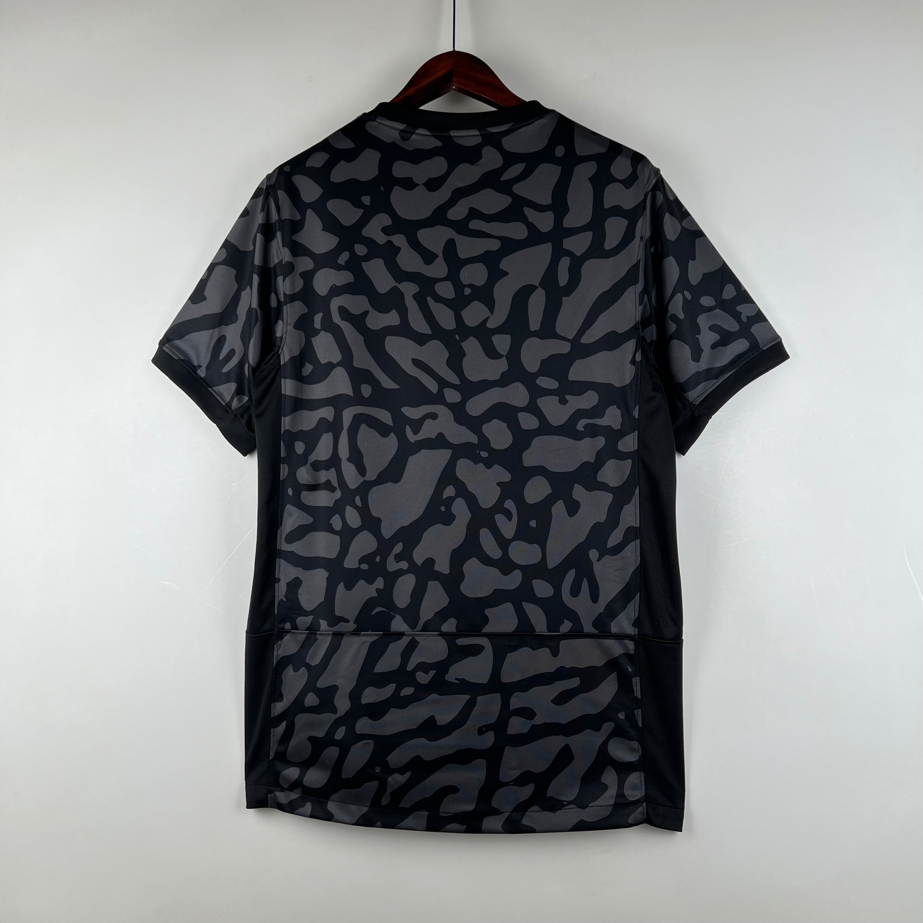 23/24 PSG third away