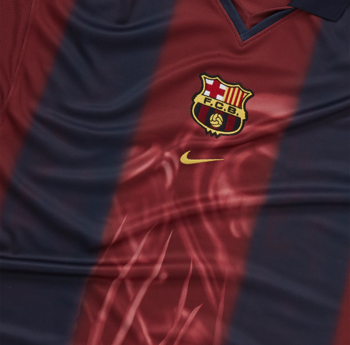 FC BARCELONA RETRO 2000/01 x Travis Scott