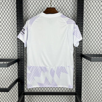 Manchester United 2025/26 Away Jersey